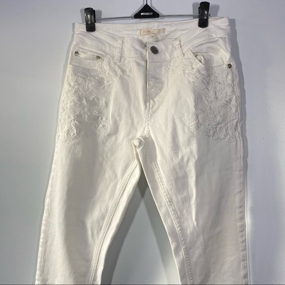 MAJE Embroidered Flowers White Jeans size 24 XS - Picture 7 of 9